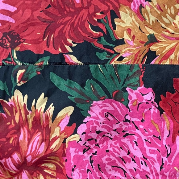 Vintage Silk Dark Floral Skirt Talbots 12W  100% Silk - Picture 2 of 7